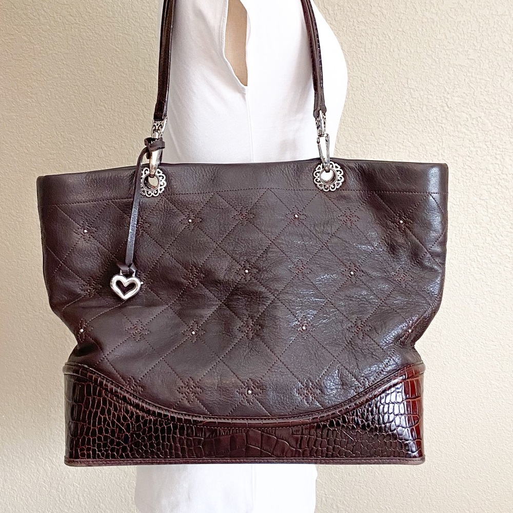 Brighton chocolate leather shoulder bag fun detail